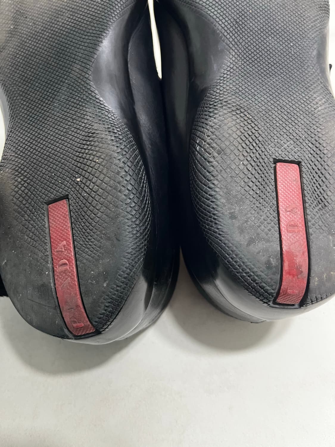 프라다 스포츠 버클 로퍼 상품이미지3