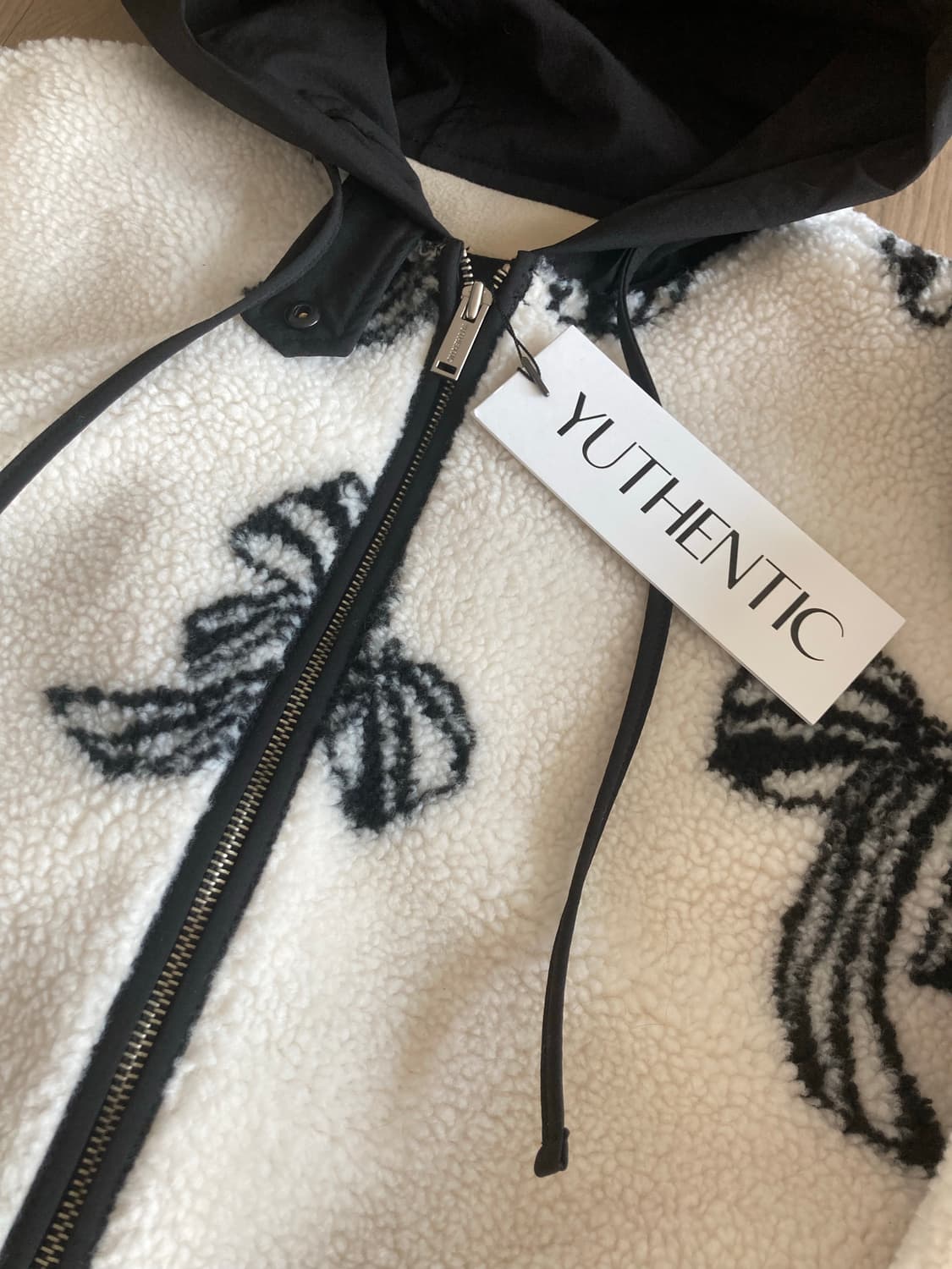 유센틱 리본 플리스 후드 집업 상품이미지7