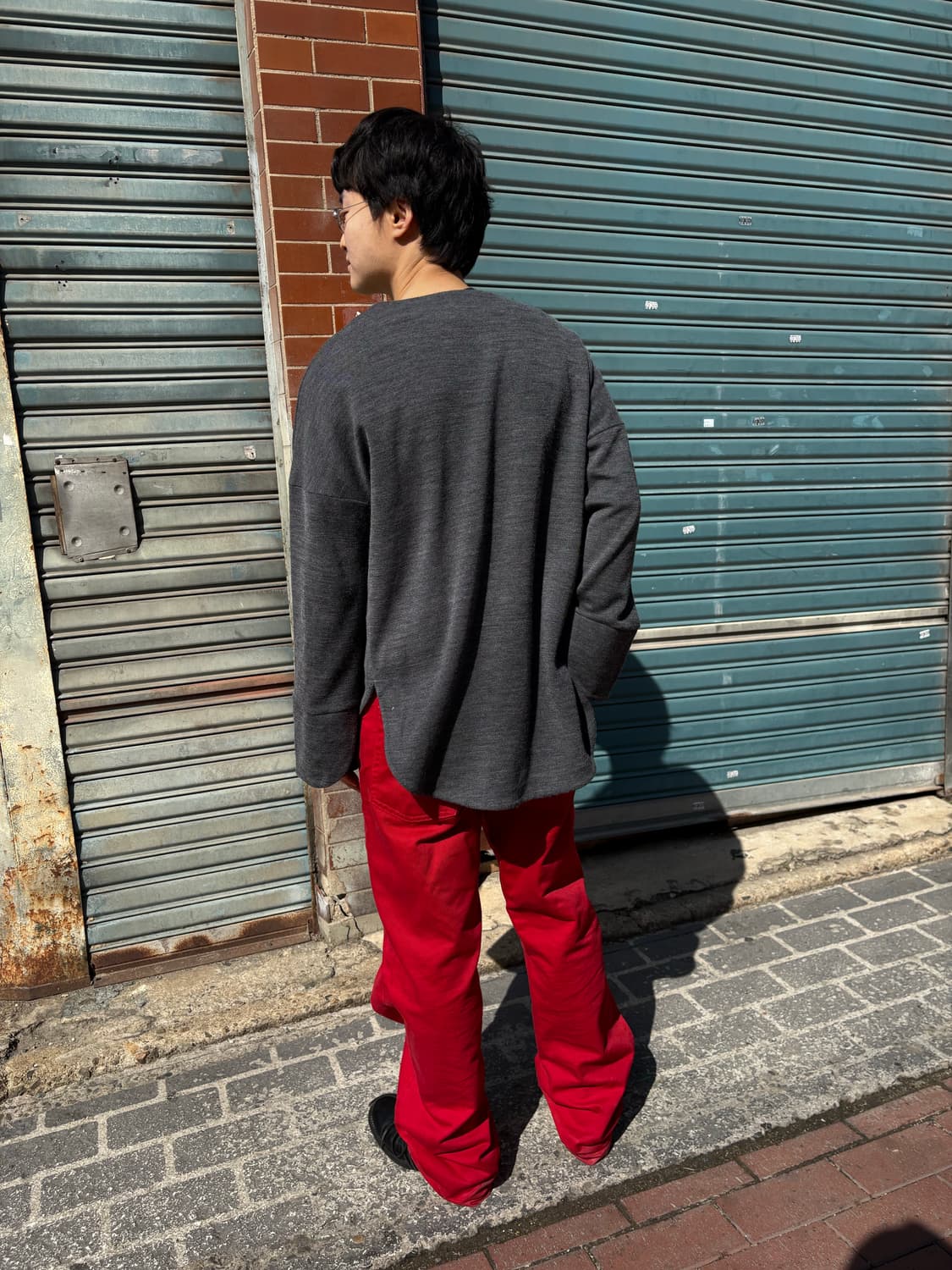 엔폴드 차콜 브이넥 롱슬리브 니트 탑 상품이미지4