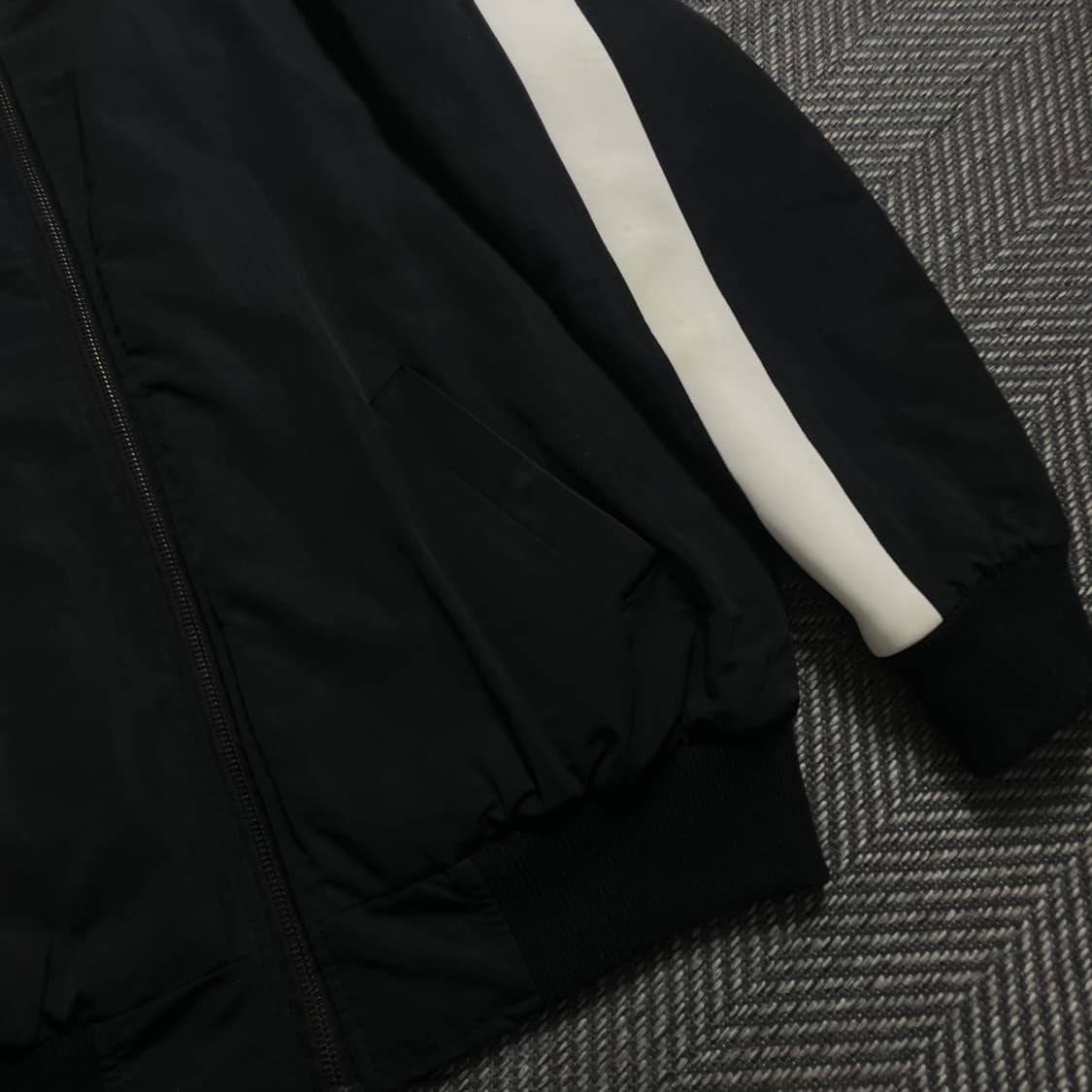 Venta Black 디테일 박시핏 블루종 봄버 자켓 y 4699 상품이미지6