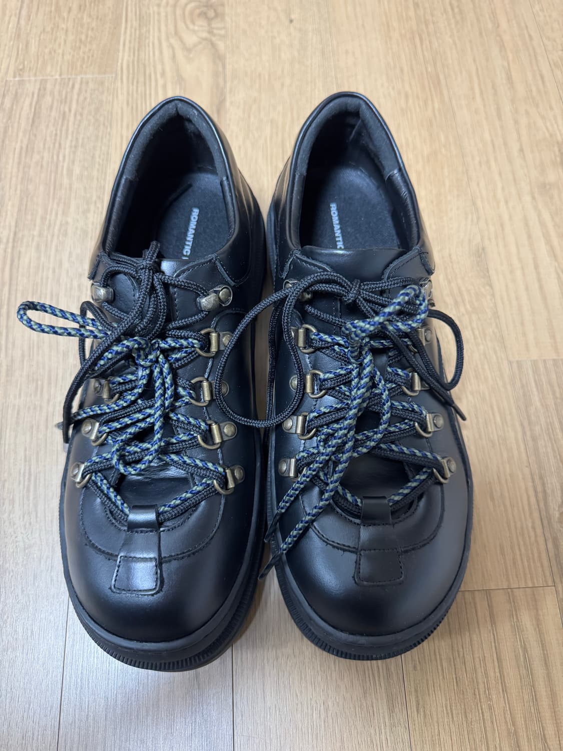 로맨틱무브 스모크 하이킹 슈즈 블랙 42 상품이미지2