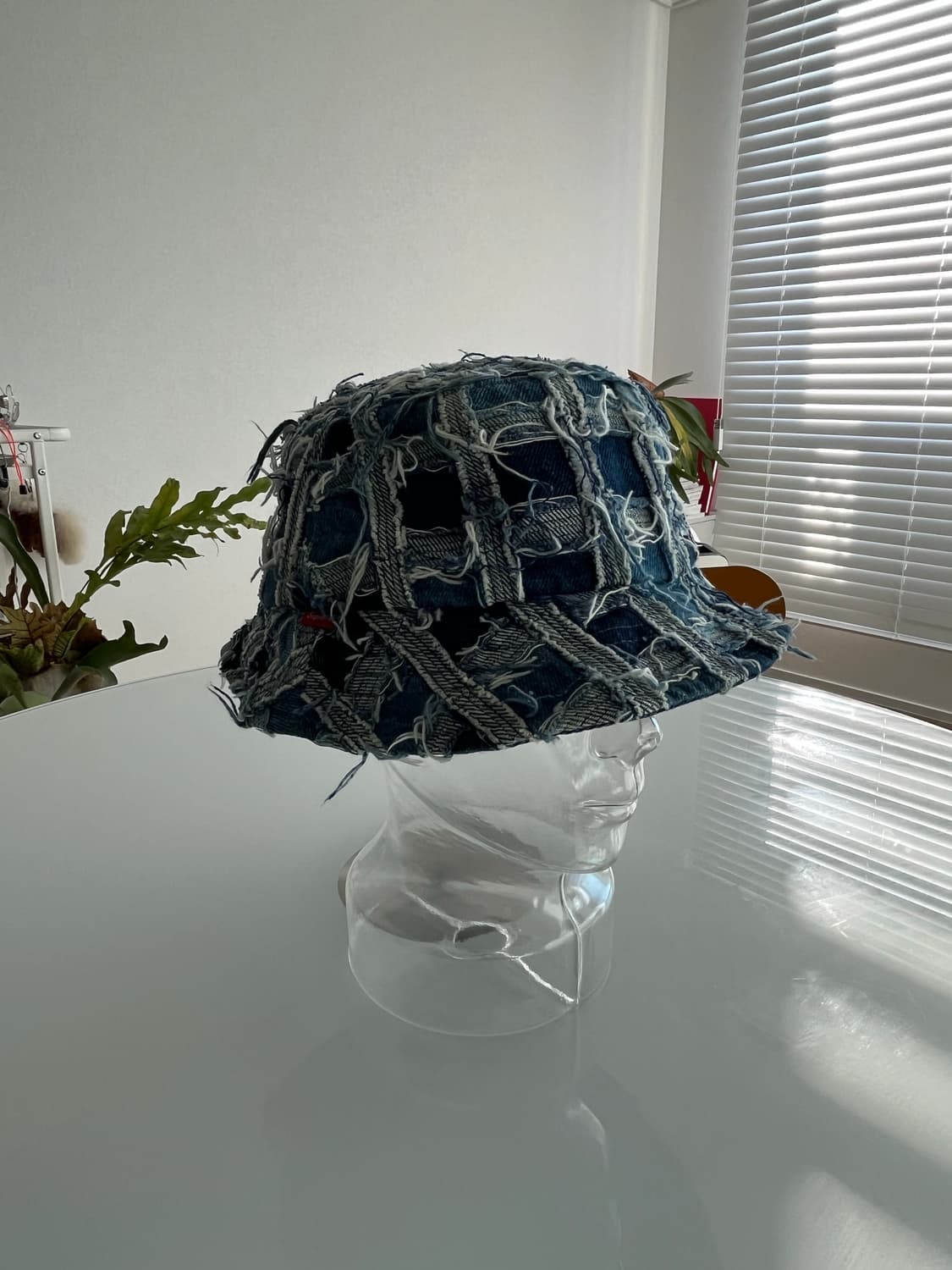 슈프림 프레이드 데님 버킷햇 M-L 상품이미지3