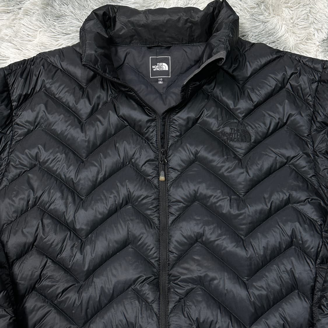 노스페이스 구스 블랙 경량패딩 XXL 상품이미지2