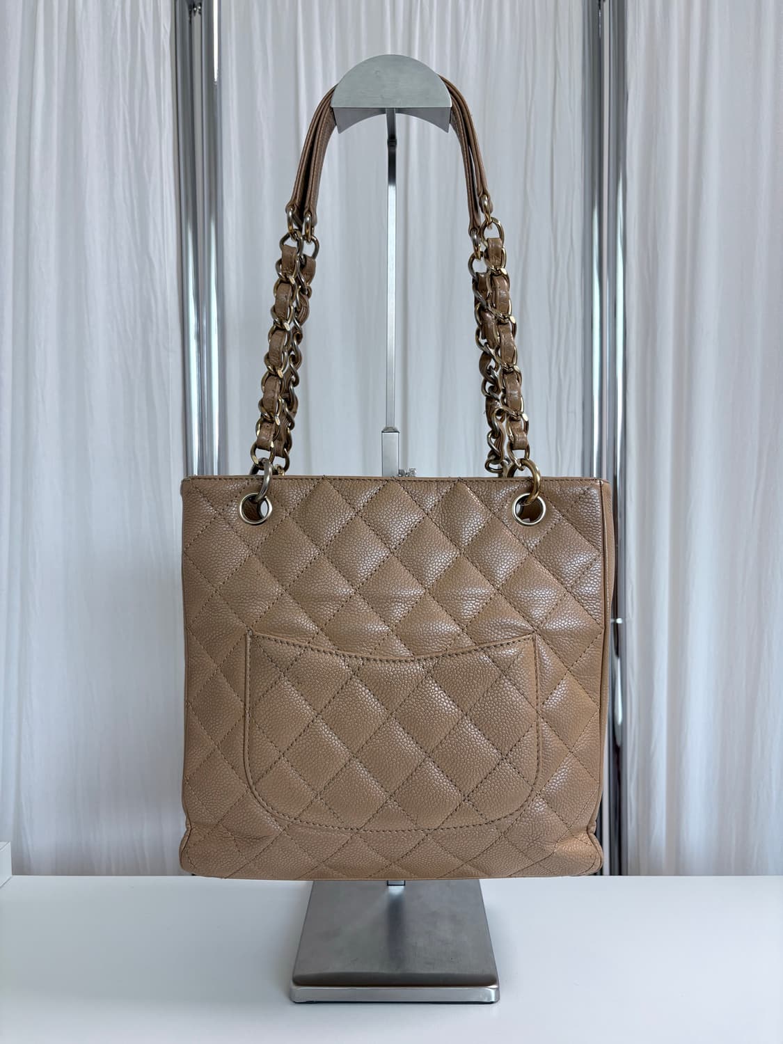 샤넬 쁘띠 샤핑백 베이지 상품이미지4