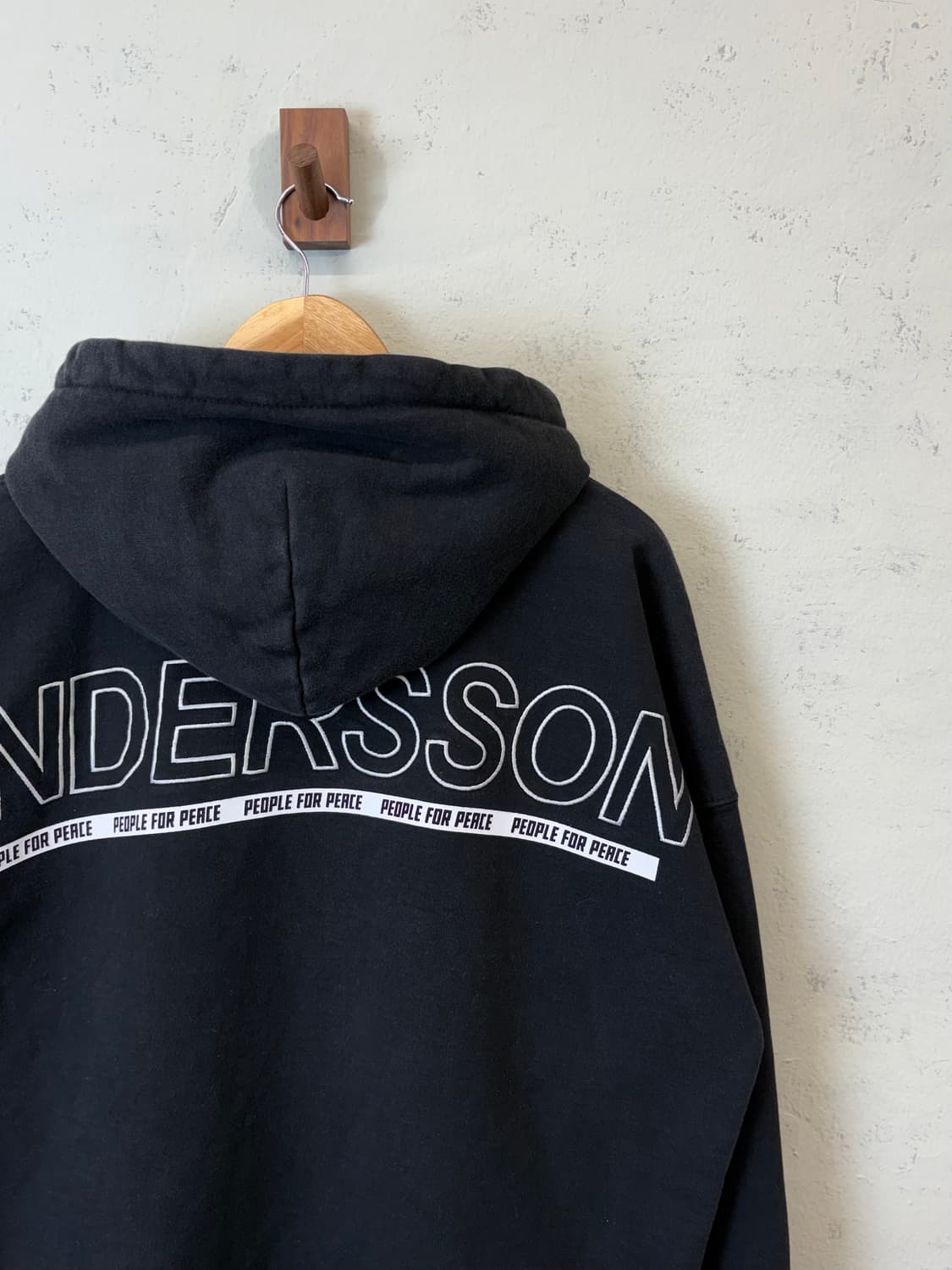 앤더슨벨 블랙 후드티 상품이미지4