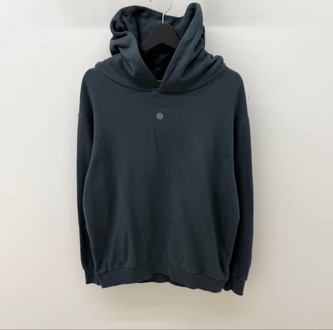 소시오츠키 후드티 상품이미지1