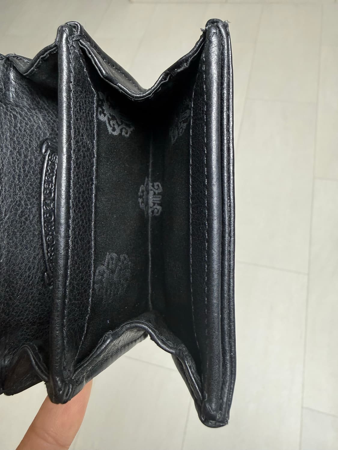 크롬하츠 타이니 원볼 지갑 상품이미지8