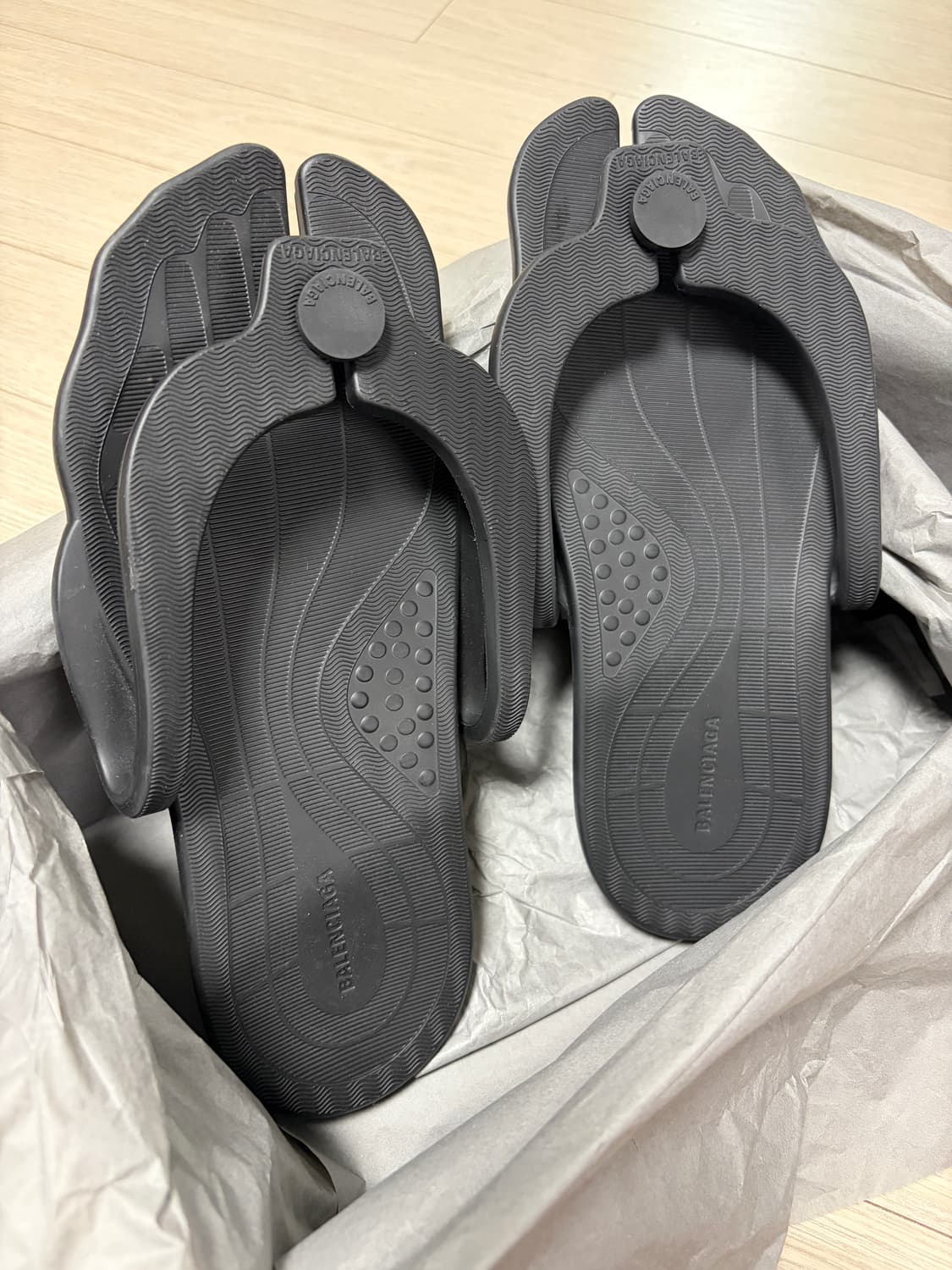 발렌시아가 플립플랍 쪼리  상품이미지3