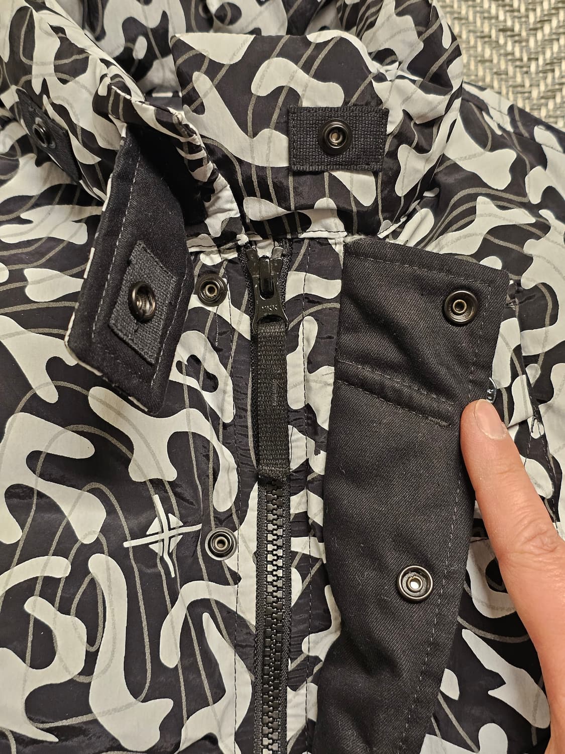 스톤아일랜드 주니어 리플렉티브 패딩 아노락 6Y 상품이미지6