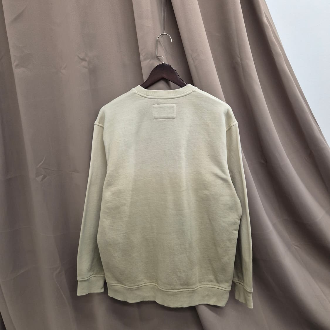 시리즈 하프 그라데이션 스웨트 100 상품이미지5