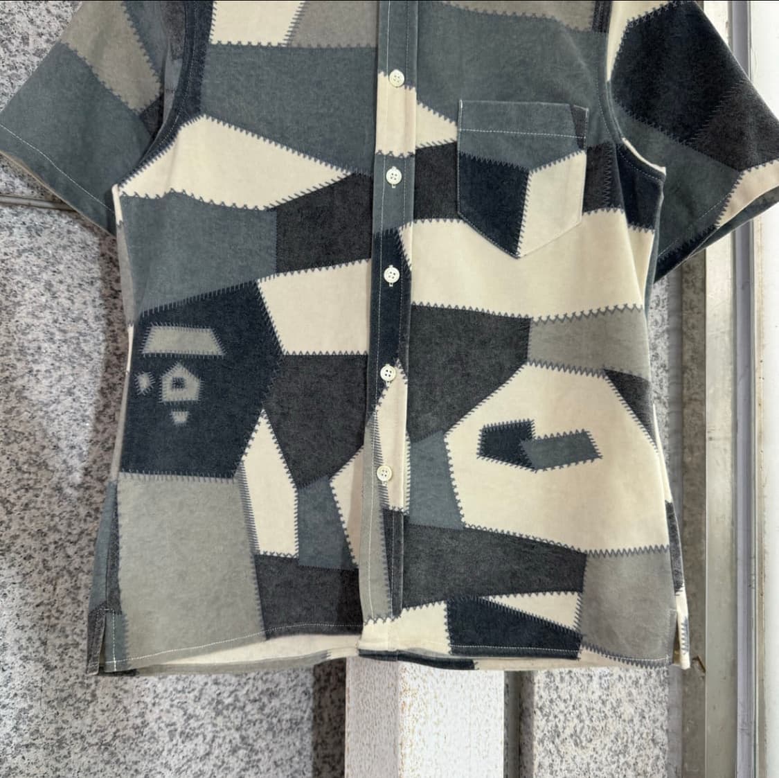 Bape 90’s 패치워크 패턴 반팔 셔츠 상품이미지3