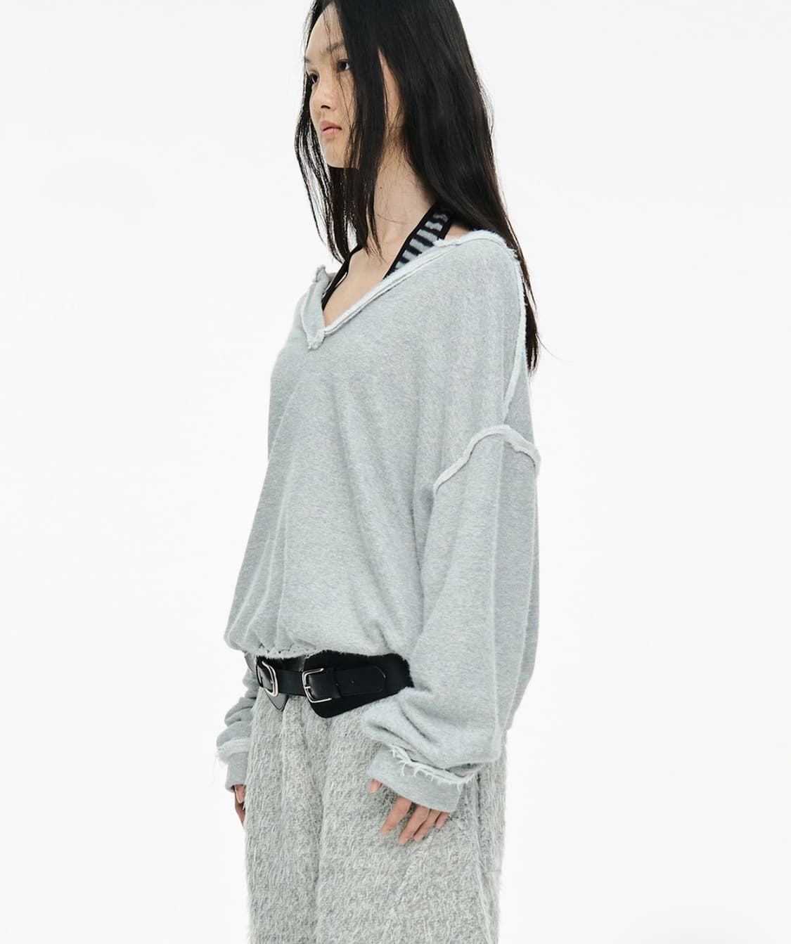 새상품) 세릭 Furry V-neck Sweatshirts / Gray 상품이미지2