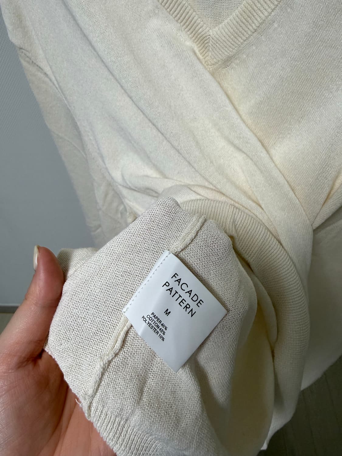 파사드패턴 페이퍼 브이넥 니트 (ivory) 상품이미지8