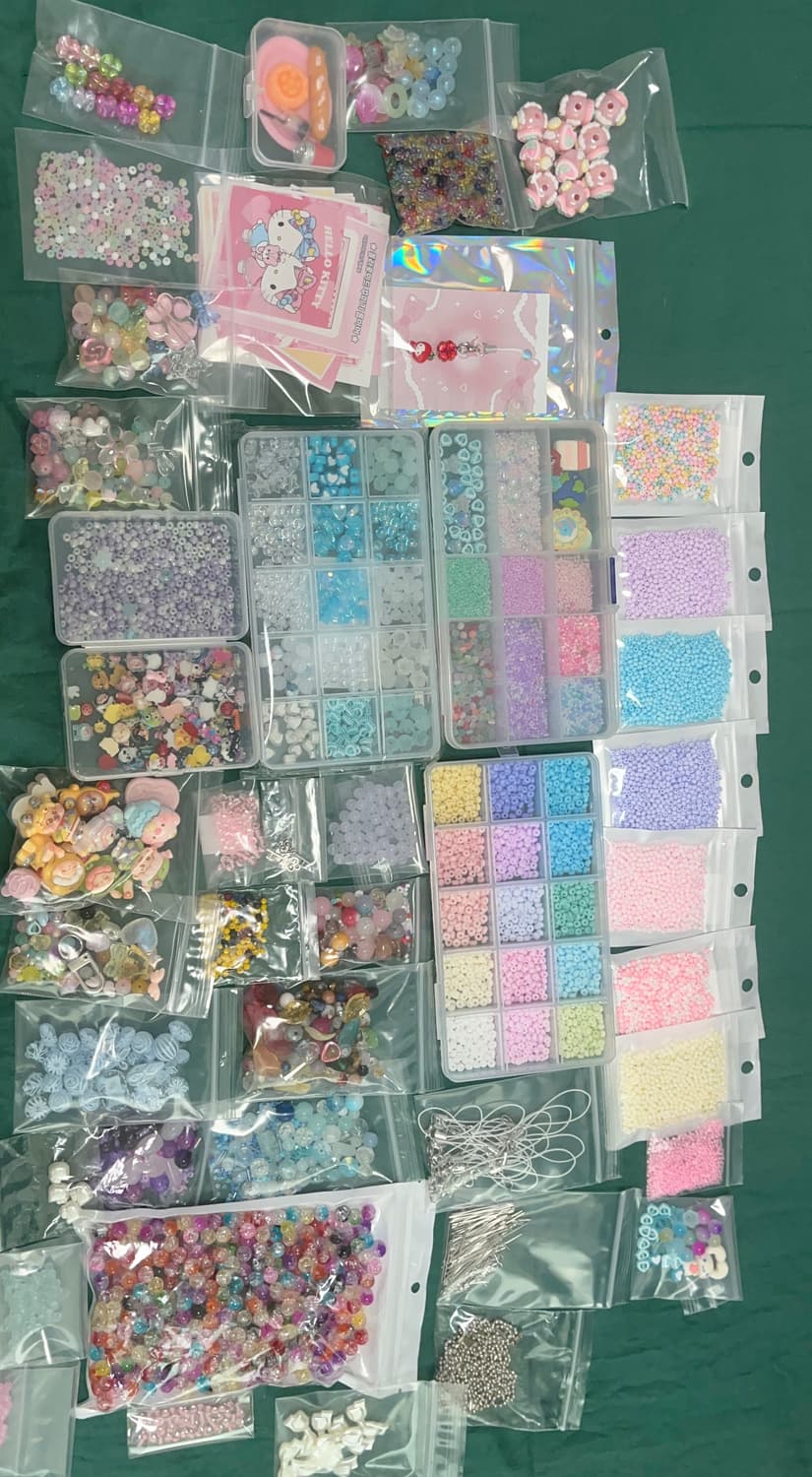 새상품 다양한 비즈, 파츠 대량 일괄 | 비즈공예 DIY 비즈 부자재 상품이미지1