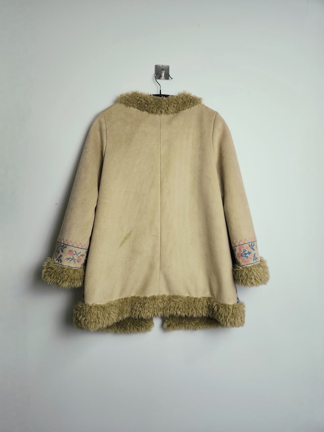 (SNIDEL) 스웨이드 자수 퍼 자켓 상품이미지6