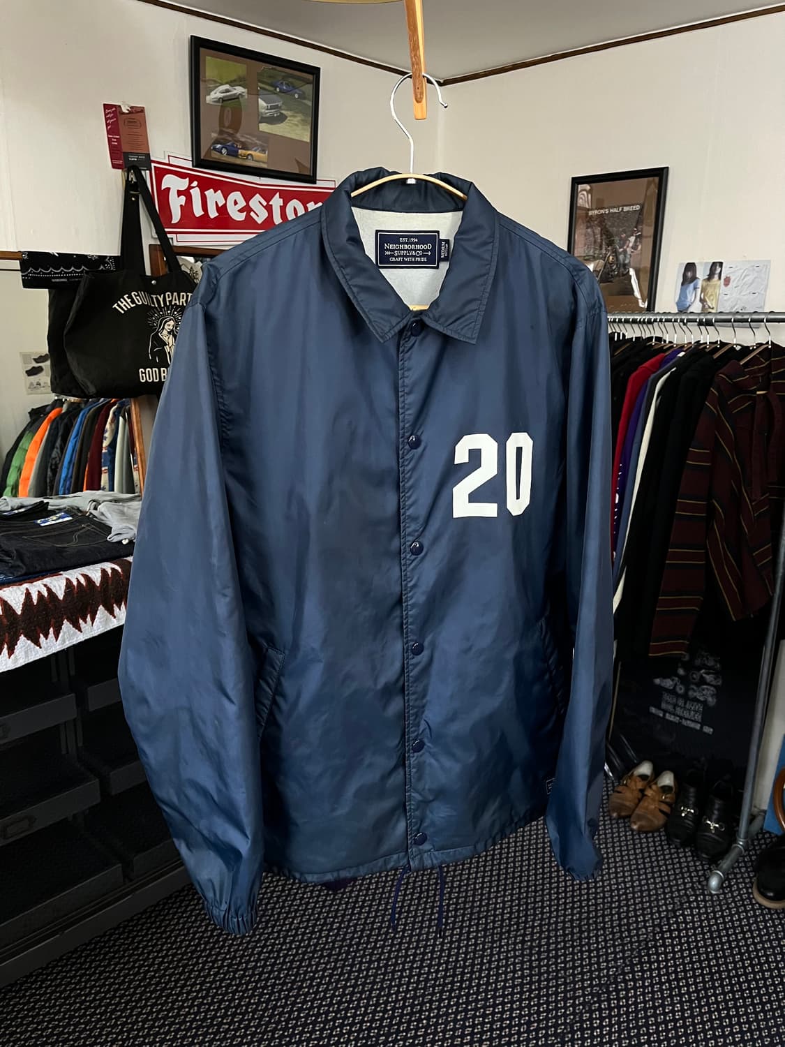 Neighborhood 상품이미지1