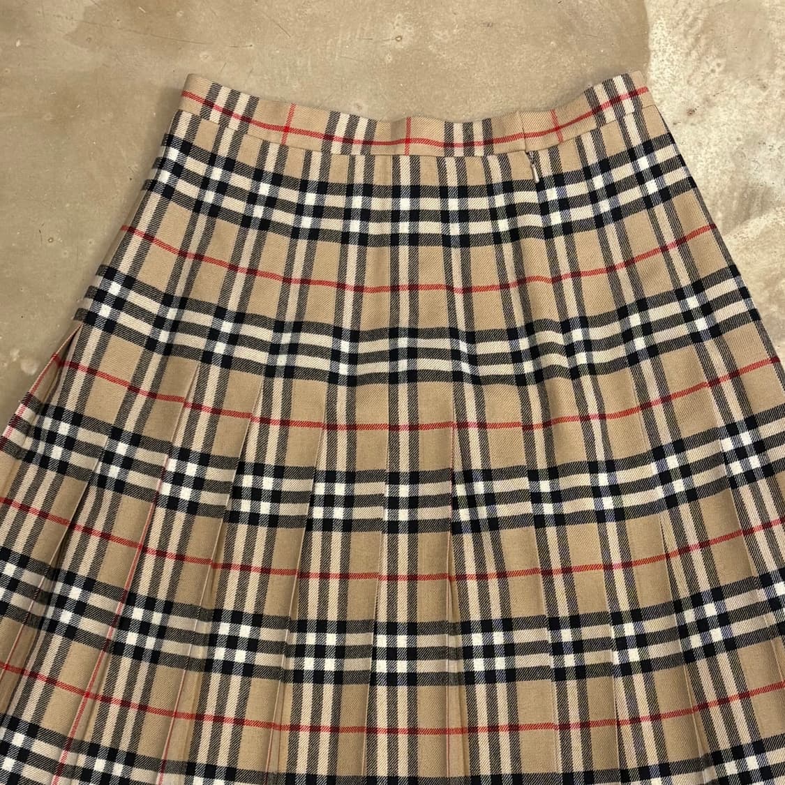 버버리 노바체크 울 미디 스커트 상품이미지1