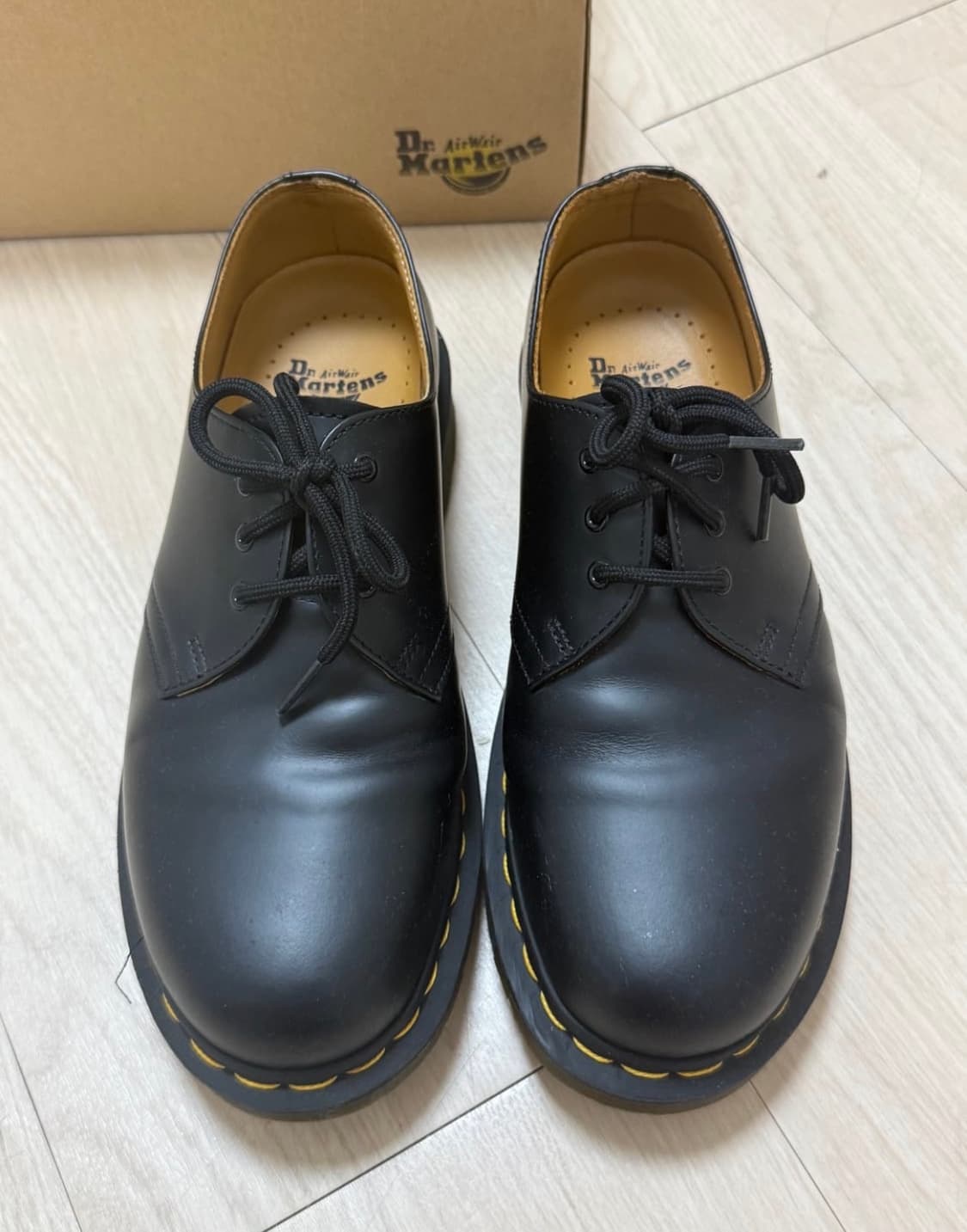 닥터마틴 1461 3홀 스무스 250 상품이미지1