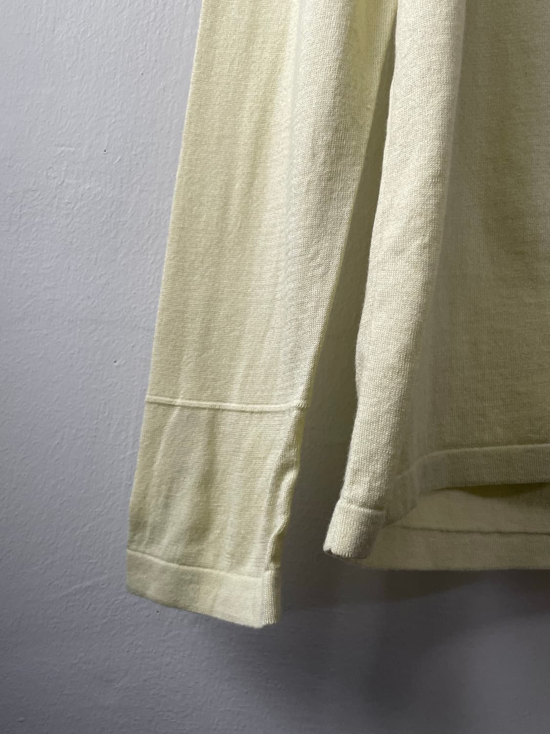 라벨아카이브 soft knitted shirt 라이트그린(2사리즈) 새상 상품이미지4
