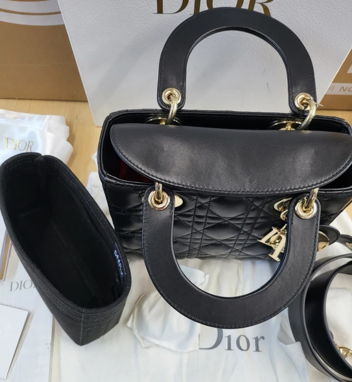 (정품)디올 레이디백 스몰 블랙 상품이미지2