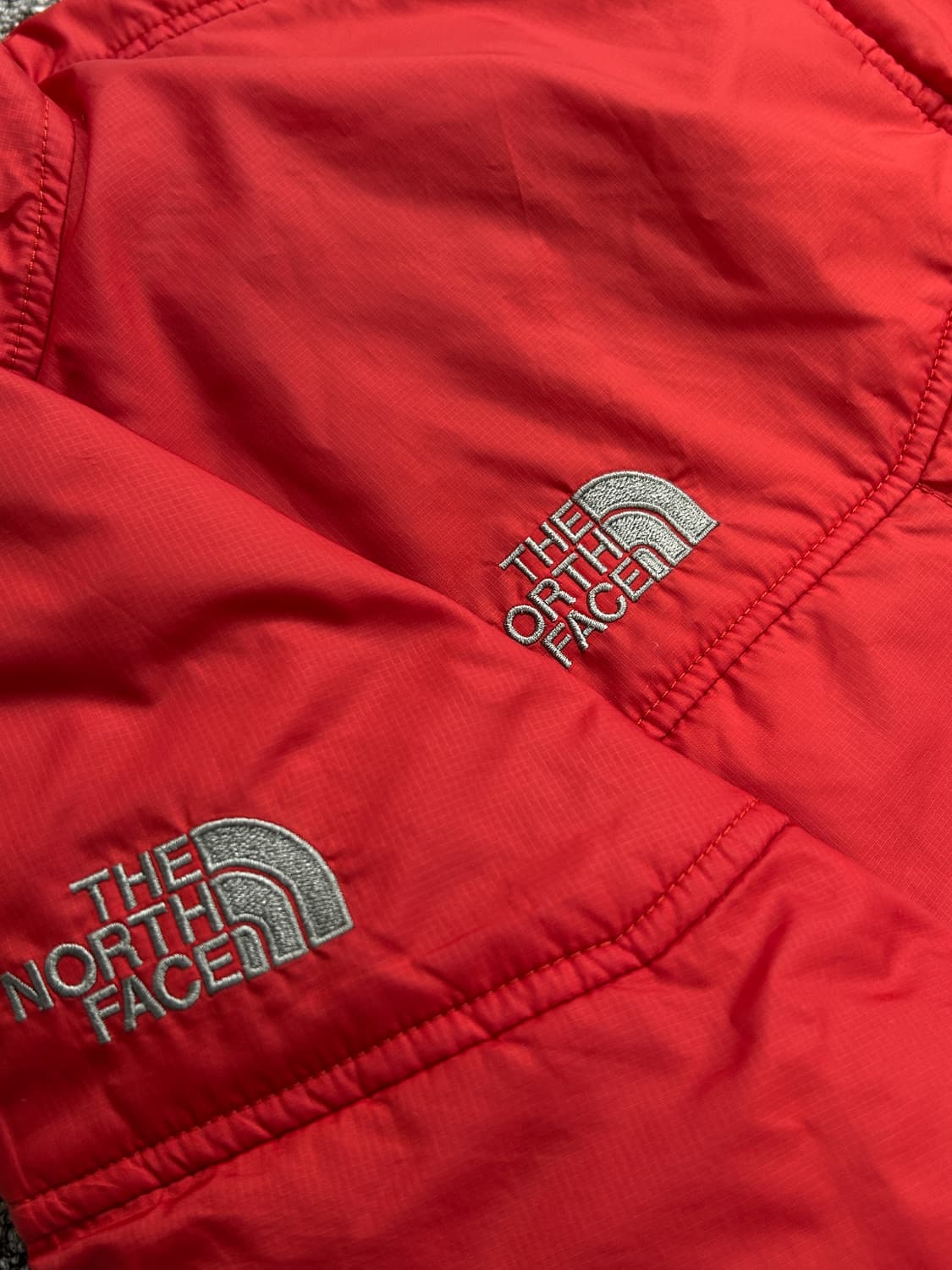 노스페이스 레드 경량패딩 L  상품이미지5