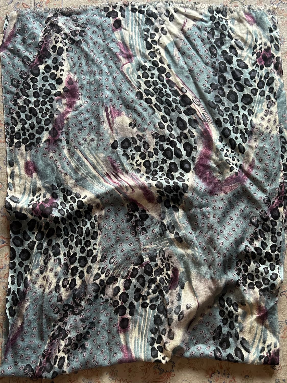 Vintage blue leopard scarf 상품이미지3