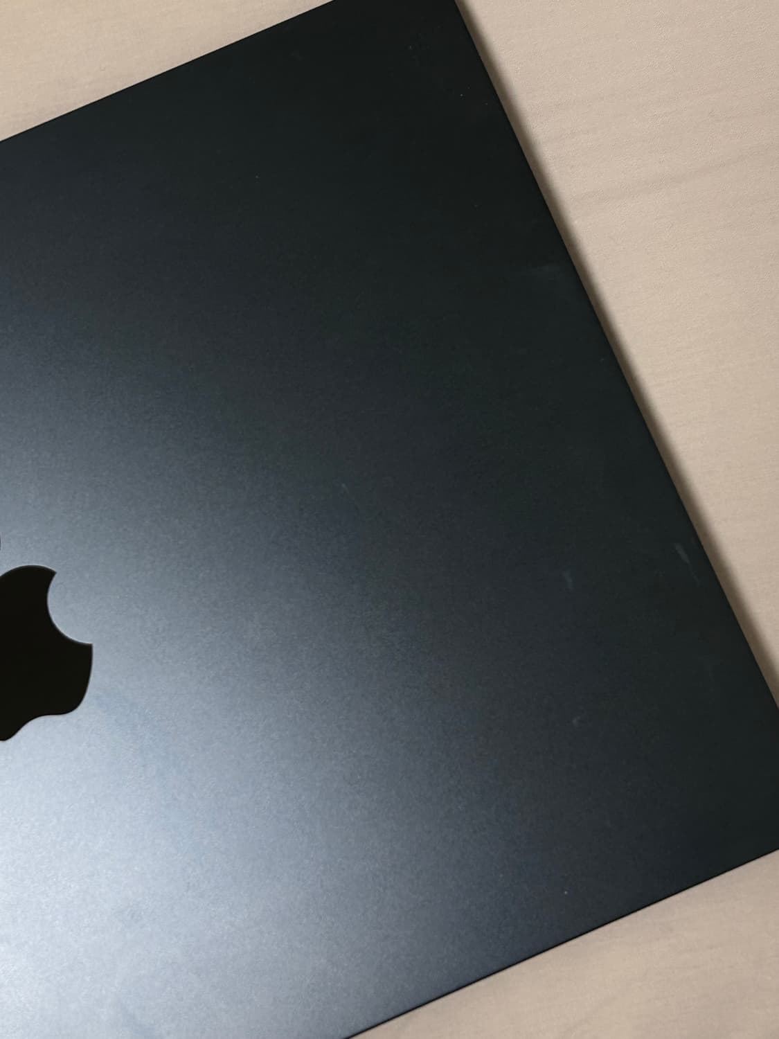 급처) 맥북 에어 M2 13인치 미드나이트 16GB / 256GB 상품이미지3