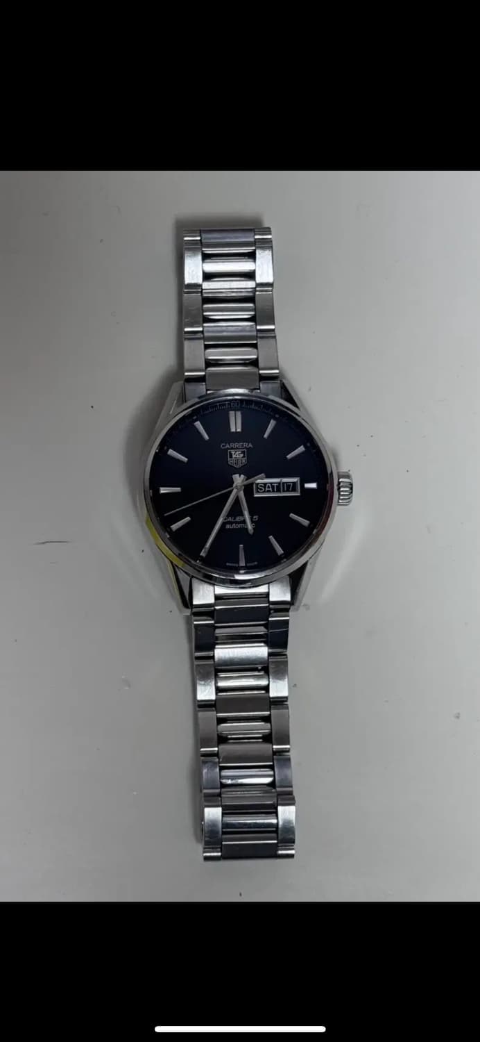 태그호이어 카레라 칼리버5 41미리 검판 데이데이트 상품이미지5