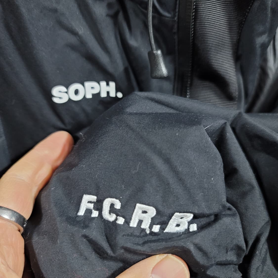 소프넷 FCRB리얼브리스톨 다운벤치파카/남성(L)/j3402 상품이미지5