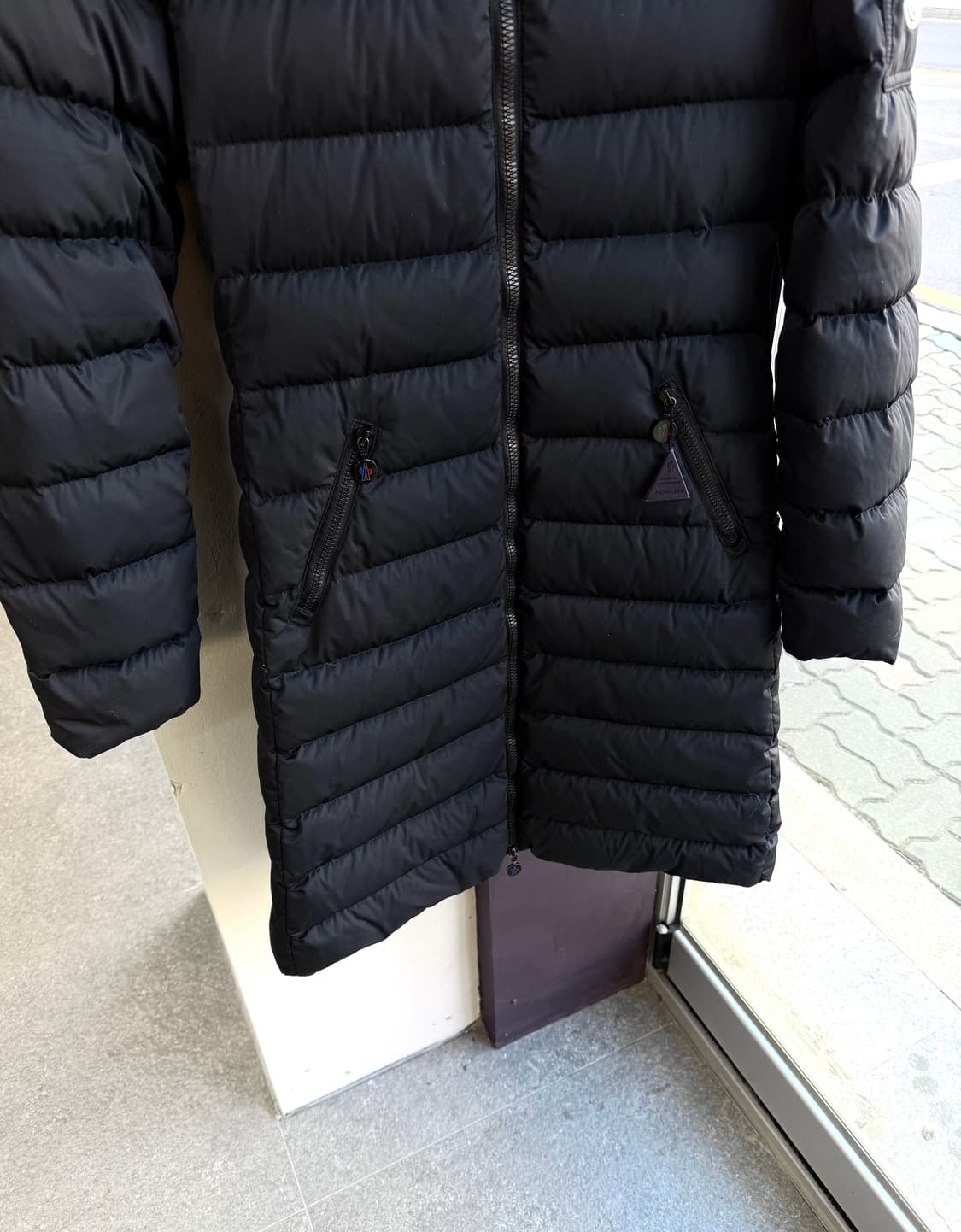 .1/ 몽클레어 모카 메트 구스다운 후디 롱패딩 상품이미지5