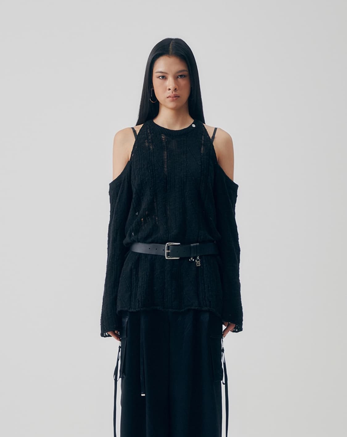 (장원영 착용) 트리밍버드 오프숄더 케이블 니트 상품이미지1