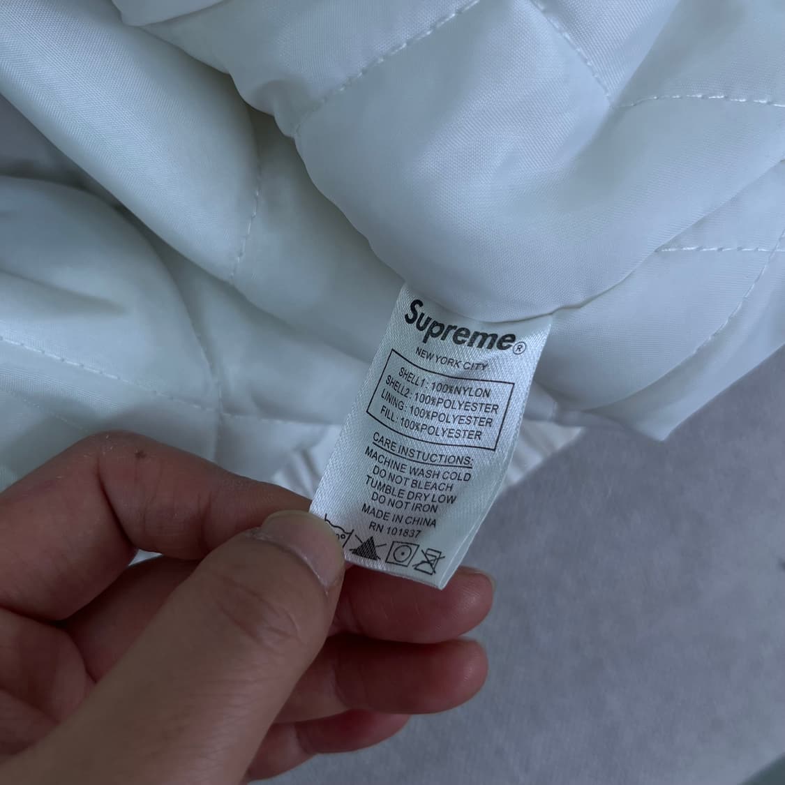 105 슈프림 19FW 스포츠 파이핑 푸퍼 자켓 상품이미지9