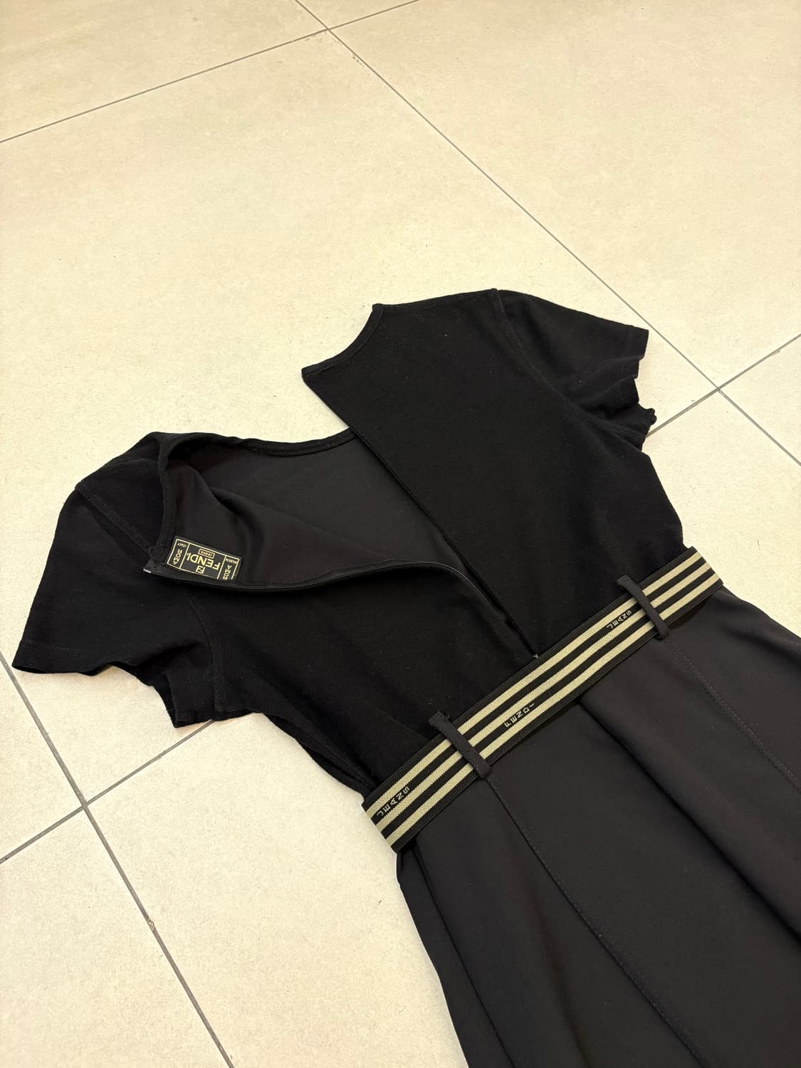 [ 38 ] 펜디 A라인 반팔 원피스 상품이미지9