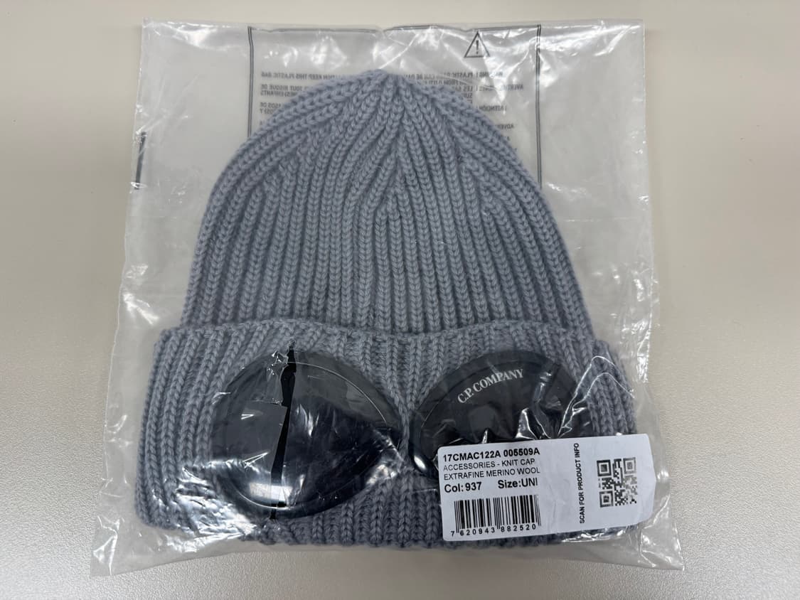 C.P. 컴퍼니 엑스트라 파인 메리노 울 고글 비니 그리핀 그레이 상품이미지2