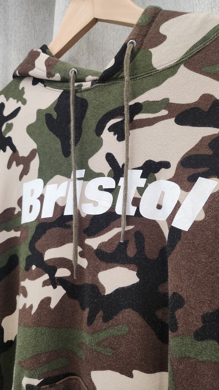 F.C.R.B. CAMOUFLAGE STAR PULLOVER HOODY 상품이미지4