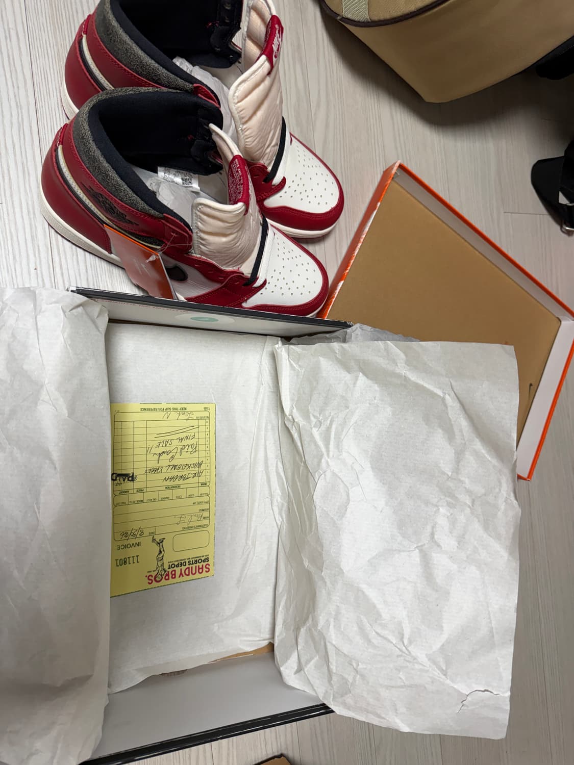 나이키 조던1 시카고 2022 판매 상품이미지7