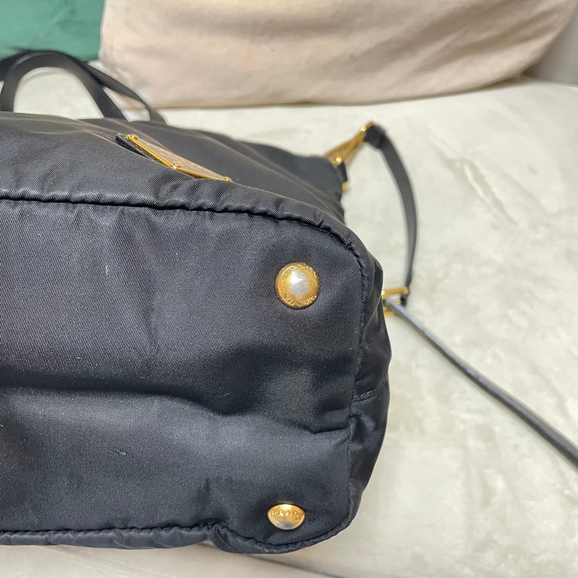 프라다(Prada) 삼각 로고 포코노 투웨이 나일론백 상품이미지8