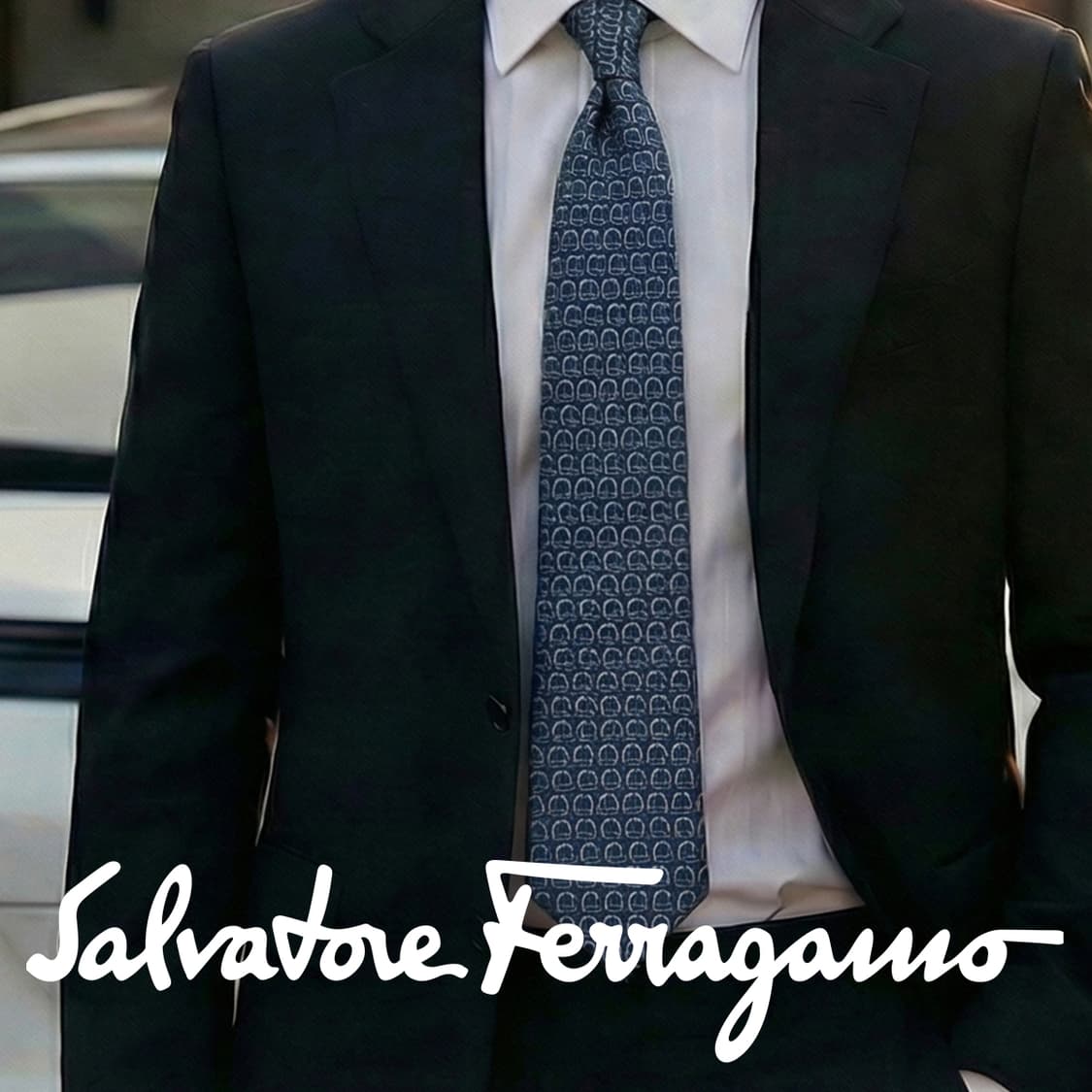 페라가모 실크 블루 간치니 패턴 넥타이 8cm A+등급 A19396
 상품이미지1