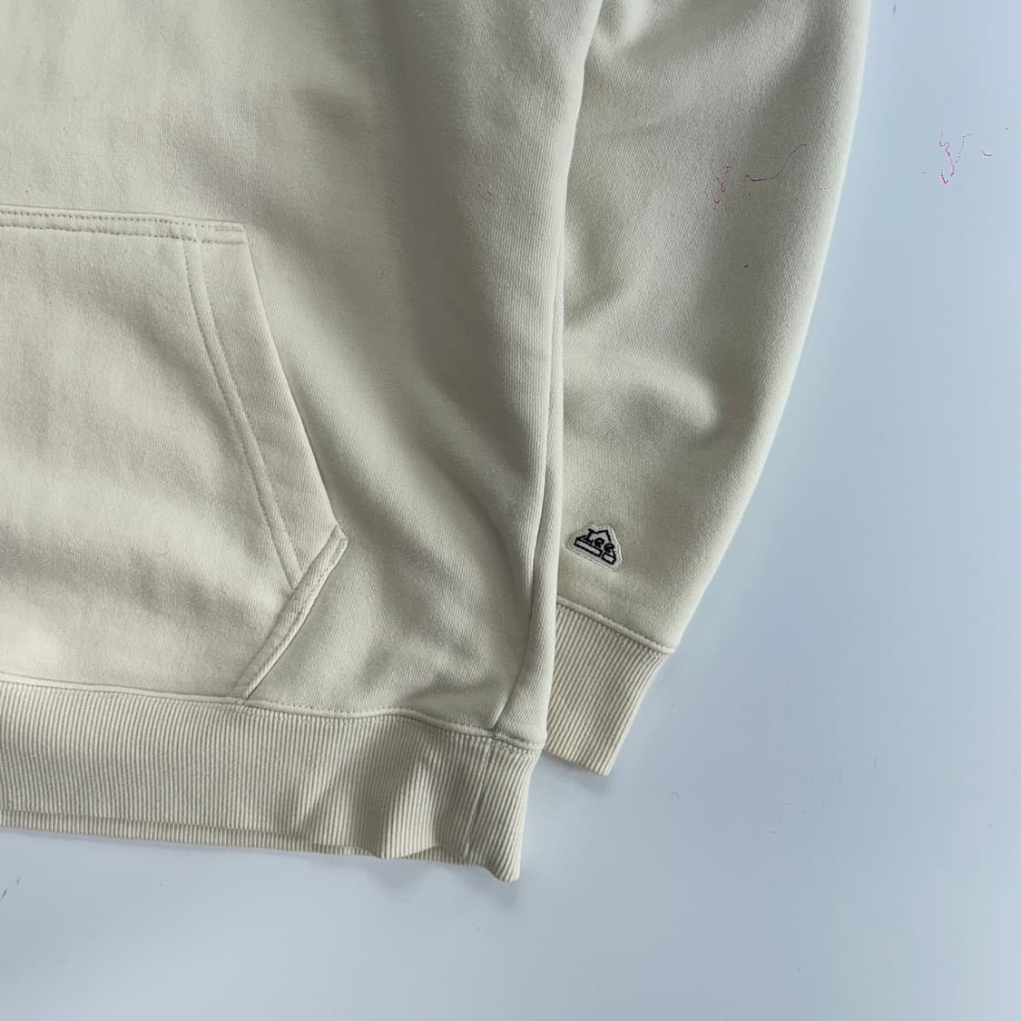 Lee 리 네이비 로고 아이보리 후드티 상품이미지5