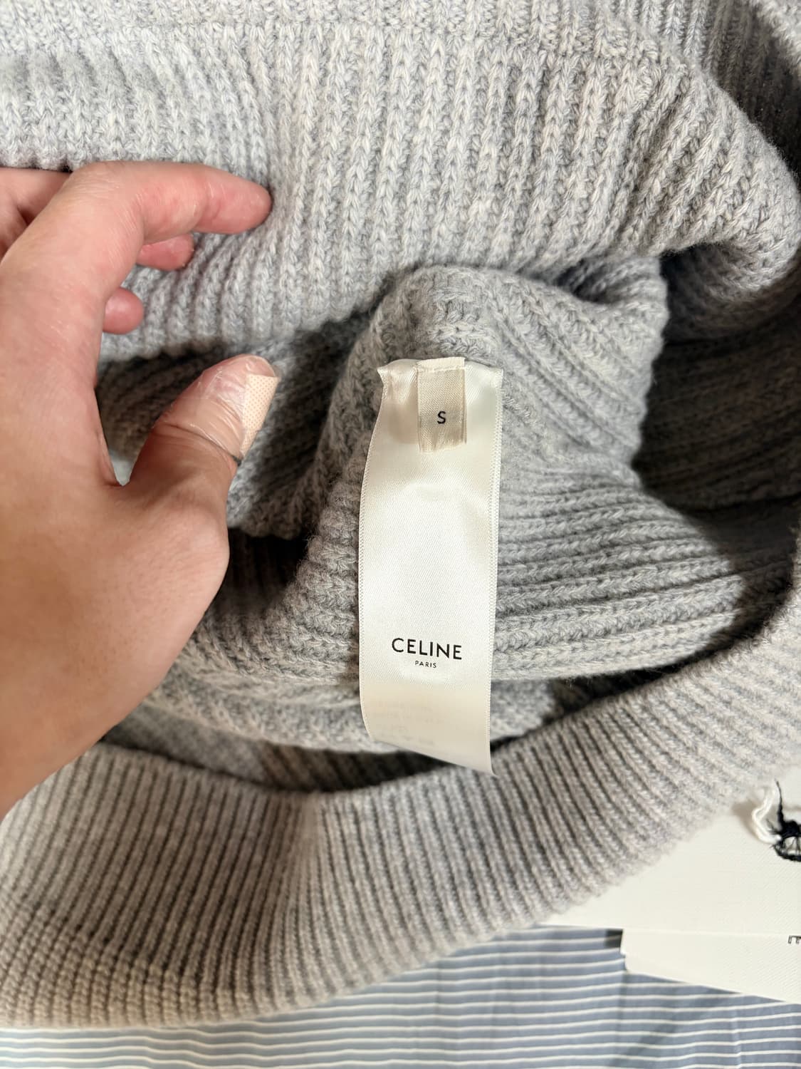 25fw 셀린느 니트 후드 사이즈s 상품이미지4