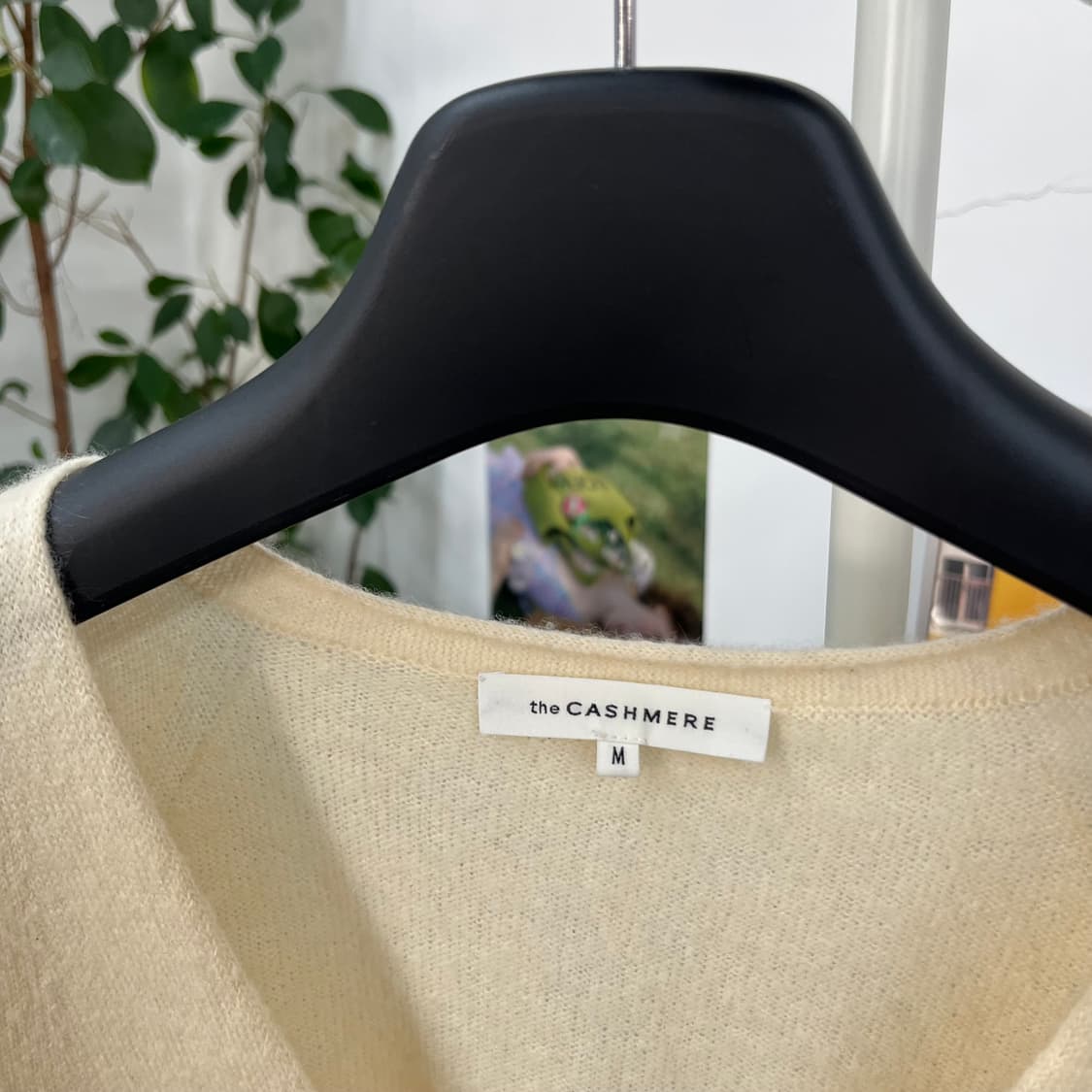 더캐시미어 캐시미어 블렌드 브이넥 니트 M 상품이미지3