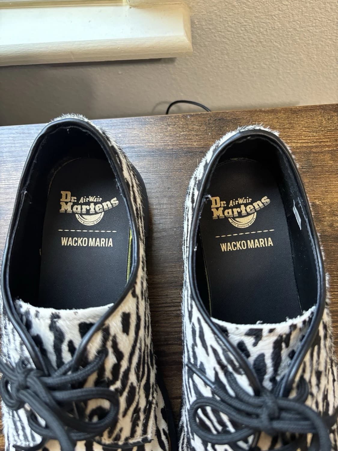 닥터마틴 x 와코 마리아 1461 타이거 카모 헤어 온 블랙 화이트 슈즈 상품이미지6