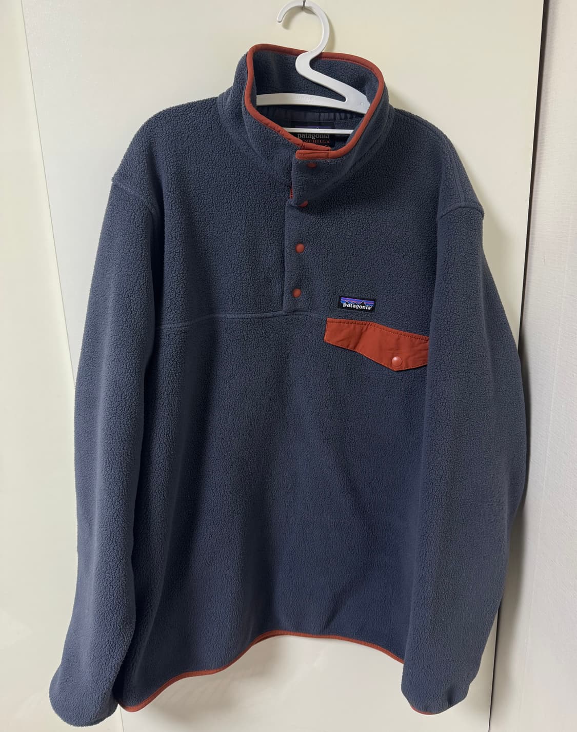 [L]파타고니아 신칠라 스몰더 블루 버니쉬드 레드 상품이미지1