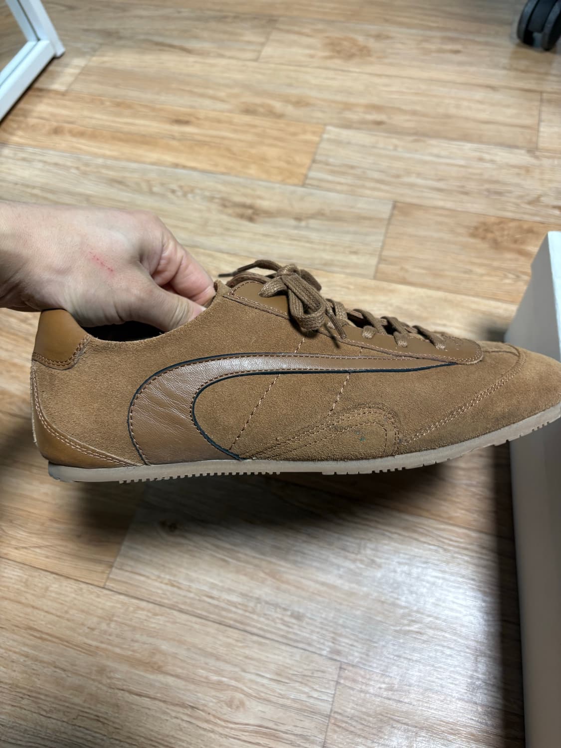 cos 미니멀 스웨이드 모카 42 상품이미지4