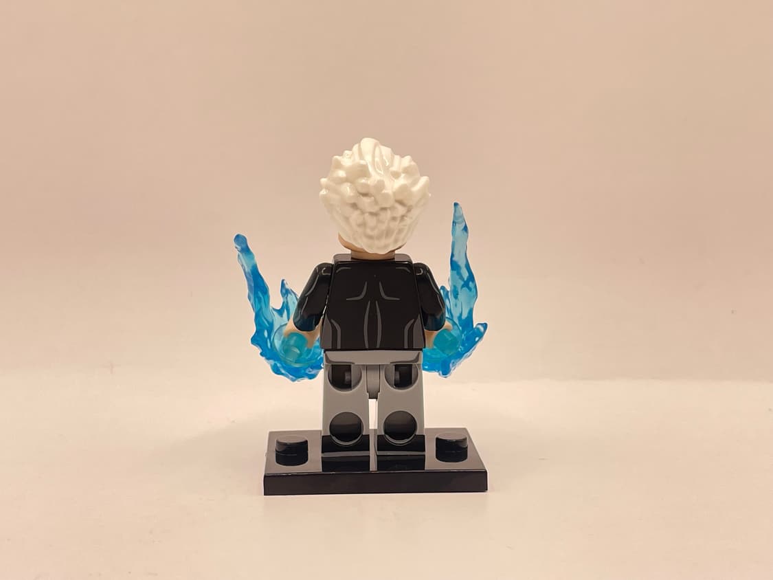 원펀맨 피규어 실버팽(배송비 포함 가격) 상품이미지2