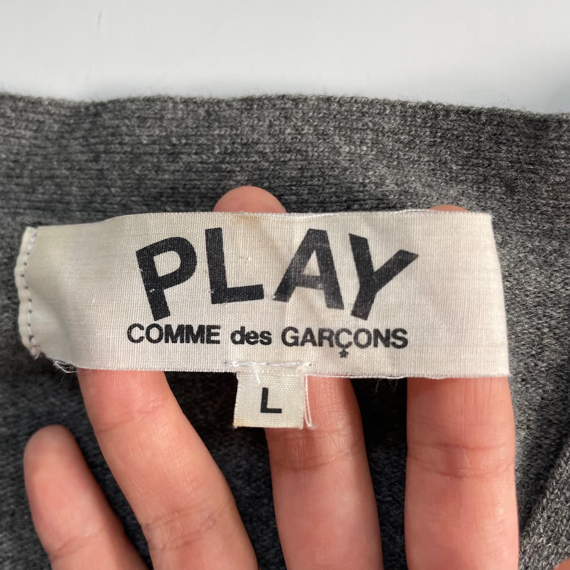 Comme des Garcons  꼼데 가르송 와펜 그레이 가디건 상품이미지3