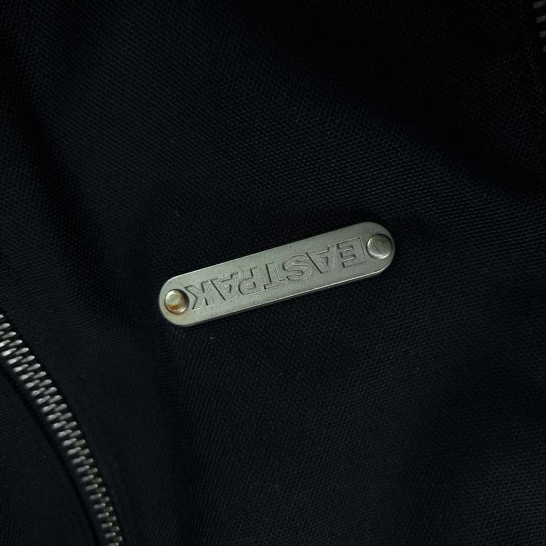 [이스트팩] 버클 지퍼 나일론 백팩 블랙 M18967 상품이미지6