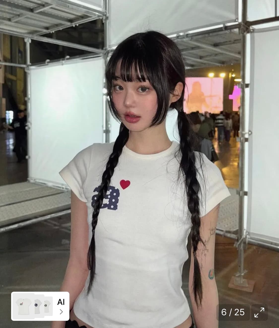 (새상품) AEAE 에이이에이이 크롭티 상품이미지1