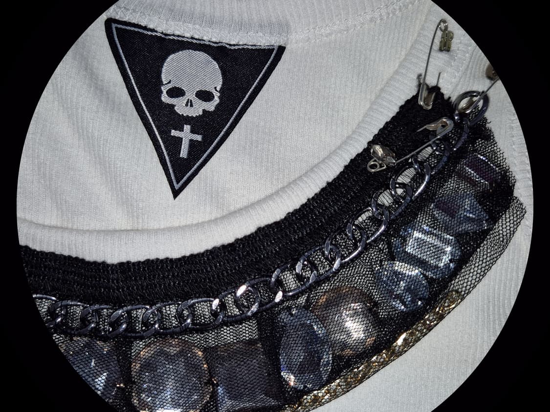 Vintage ♡ Skull chain crystal sleeveless 상품이미지3
