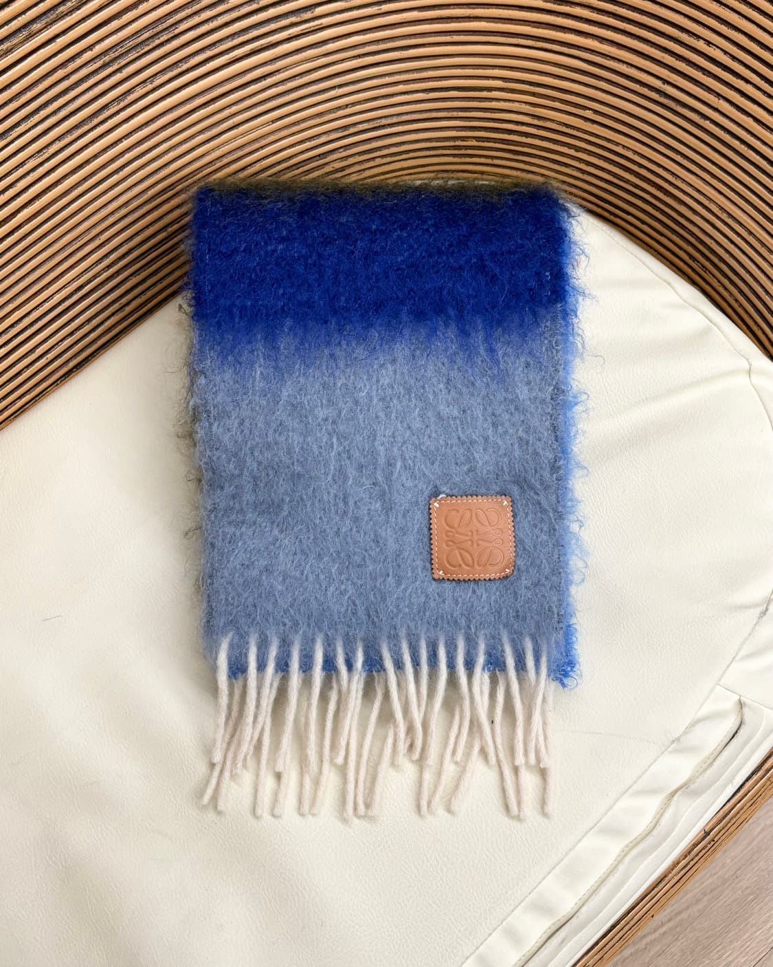 로에베 모헤어 및 울 혼방 스카프 상품이미지1